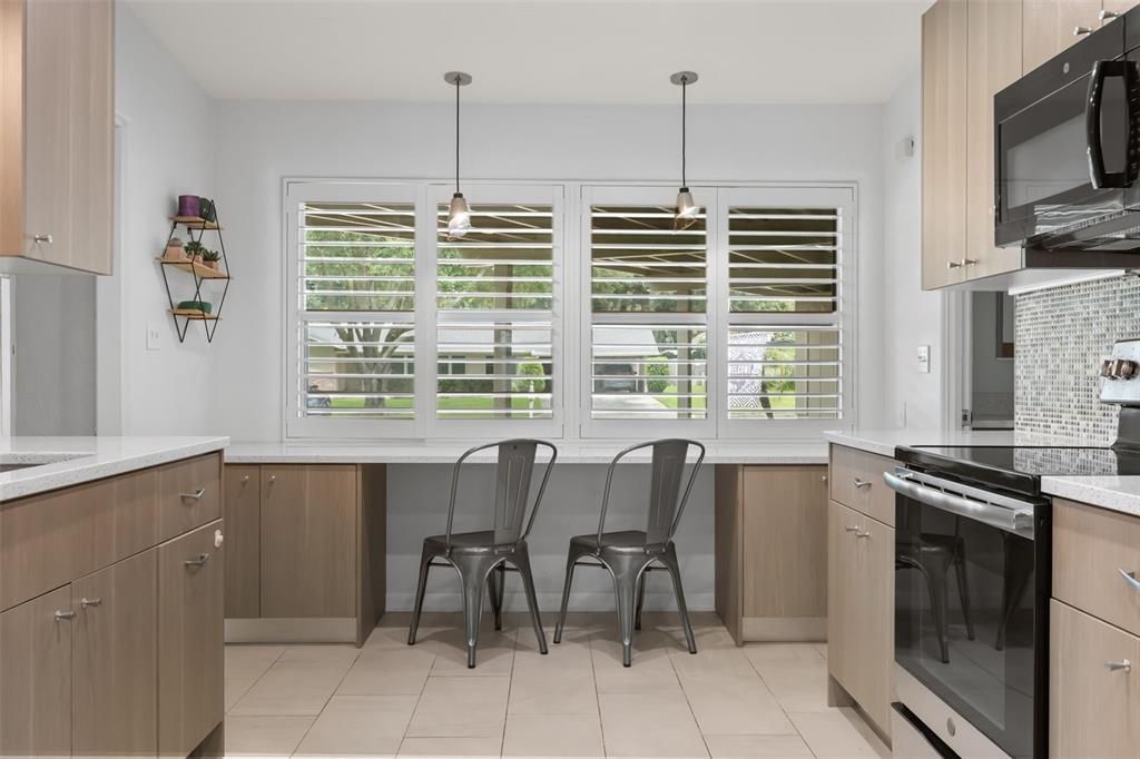 For Sale: $540,000 (3 beds, 2 baths, 1717 Square Feet)