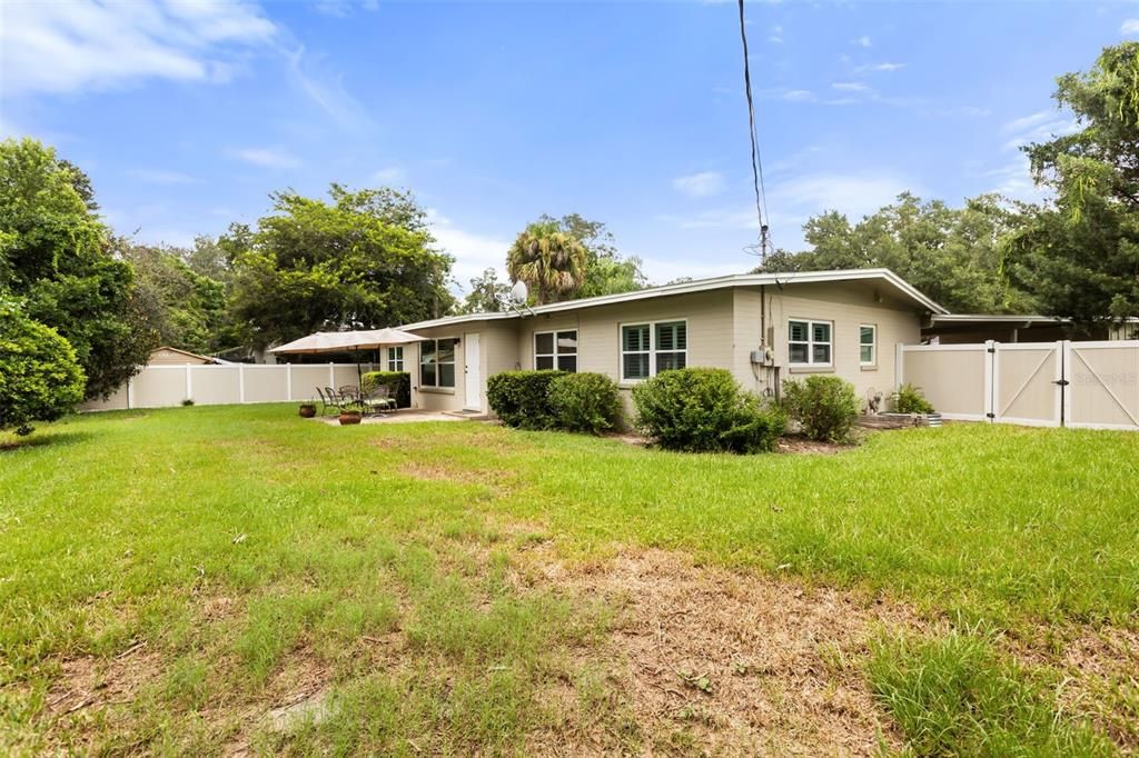 For Sale: $540,000 (3 beds, 2 baths, 1717 Square Feet)