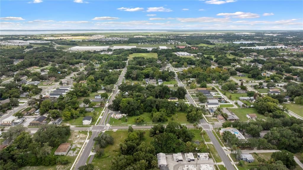 На продажу: $475,000 (1.10 acres)