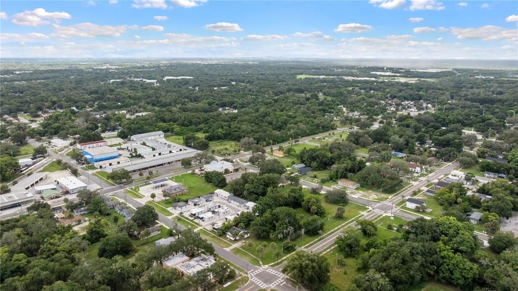 На продажу: $475,000 (1.10 acres)