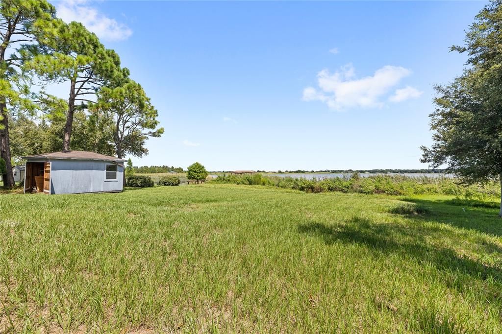 For Sale: $299,000 (2 beds, 2 baths, 1605 Square Feet)