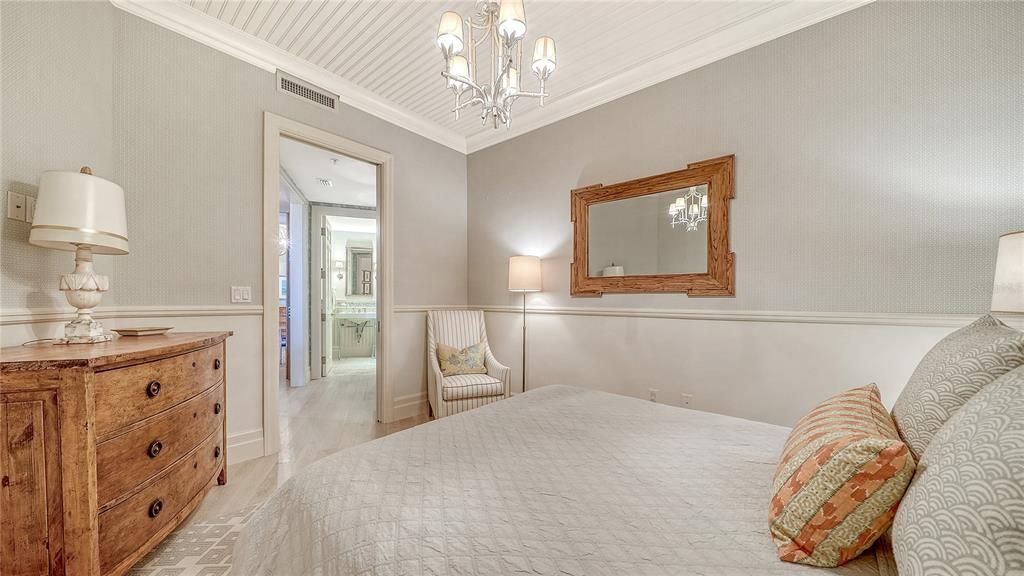 На продажу: $3,499,000 (2 спален, 3 ванн, 3330 Квадратных фут)