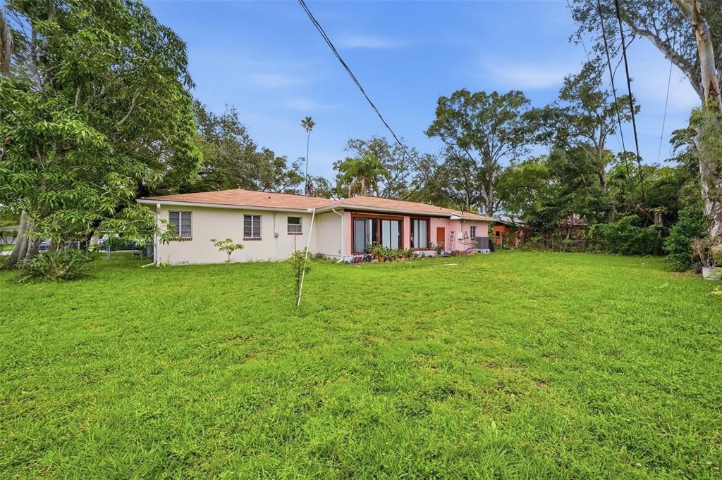For Sale: $1,185,000 (3 beds, 2 baths, 2026 Square Feet)