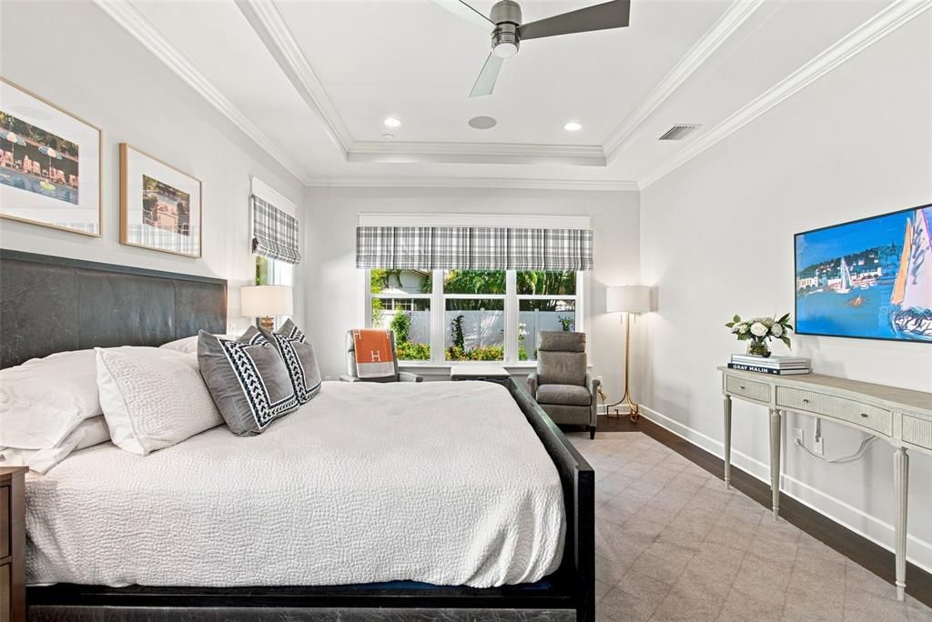 Activo con contrato: $2,495,000 (5 camas, 5 baños, 4110 Pies cuadrados)