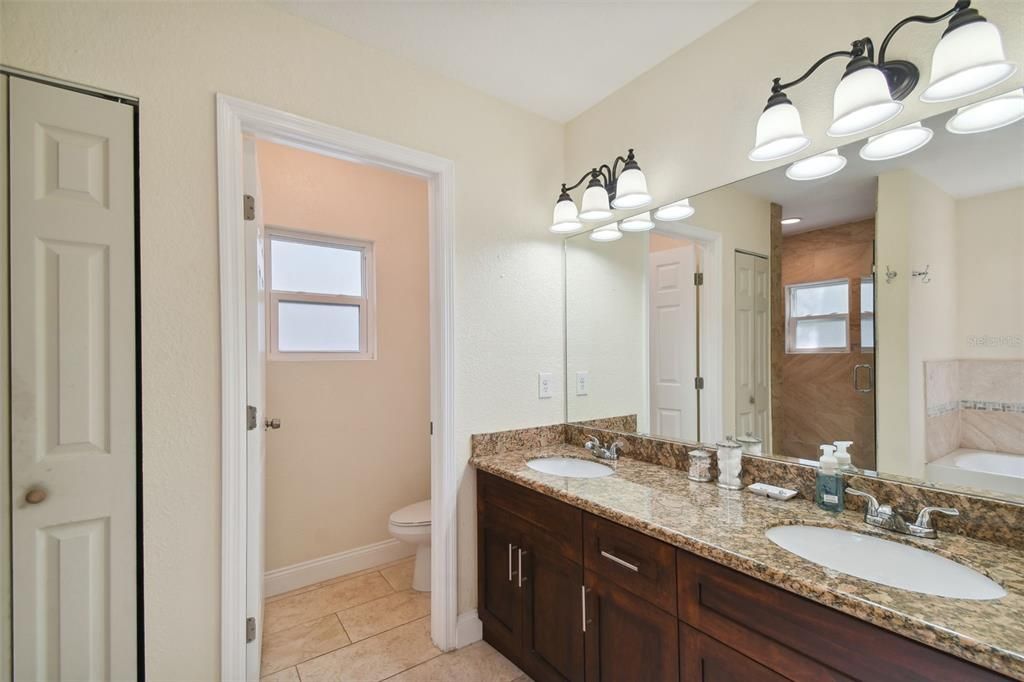 For Rent: $5,250 (4 beds, 3 baths, 2562 Square Feet)
