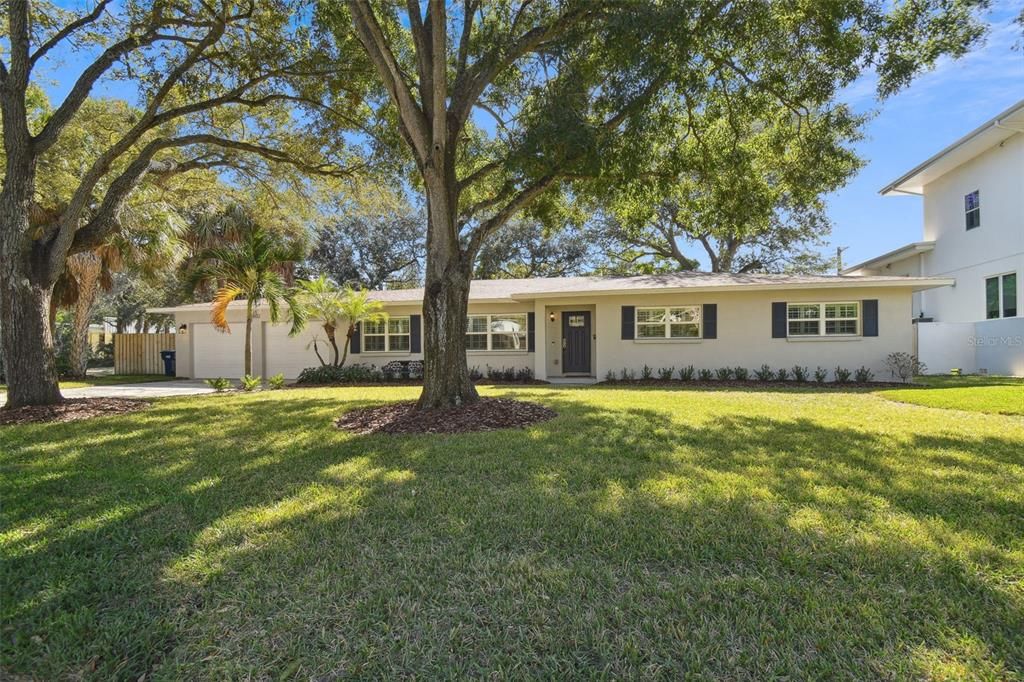 For Rent: $5,250 (4 beds, 3 baths, 2562 Square Feet)