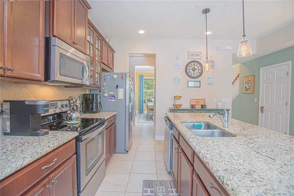 En Venta: $399,000 (3 camas, 2 baños, 1812 Pies cuadrados)