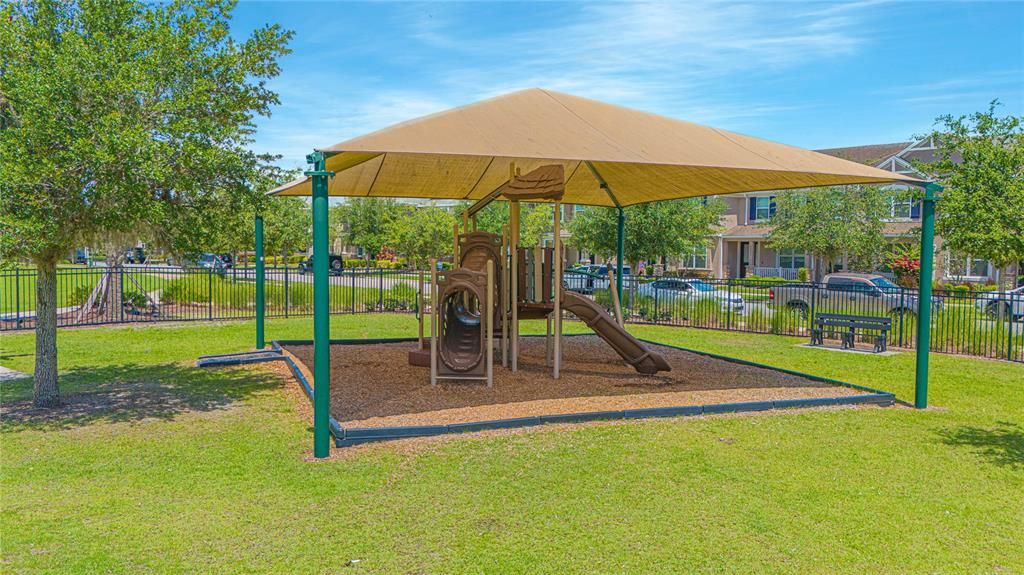 En Venta: $399,000 (3 camas, 2 baños, 1812 Pies cuadrados)