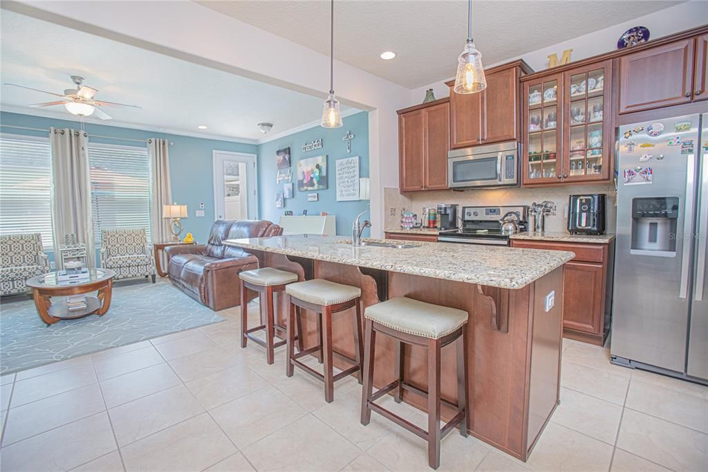 En Venta: $399,000 (3 camas, 2 baños, 1812 Pies cuadrados)