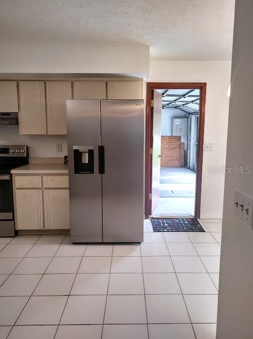 For Rent: $1,750 (3 beds, 2 baths, 1485 Square Feet)