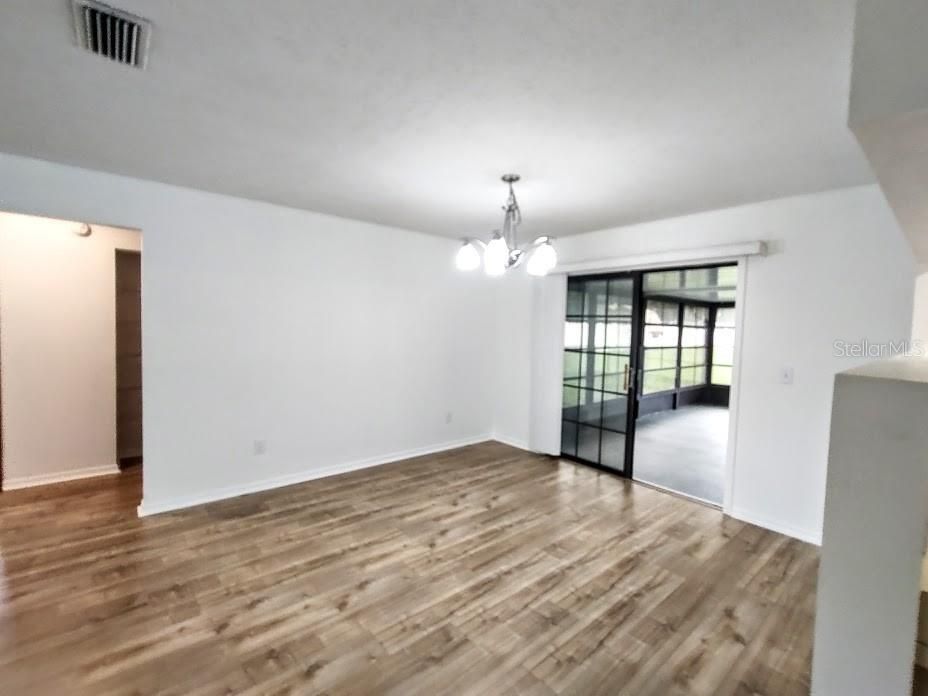 For Rent: $1,750 (3 beds, 2 baths, 1485 Square Feet)