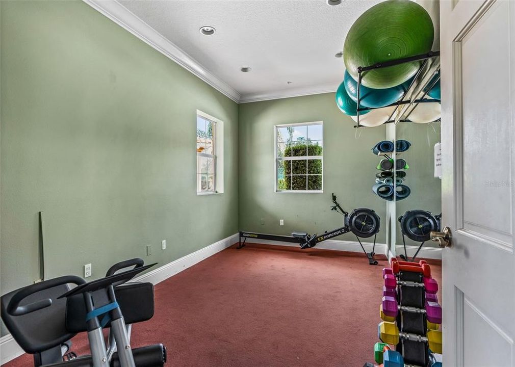 For Sale: $338,900 (3 beds, 2 baths, 1619 Square Feet)