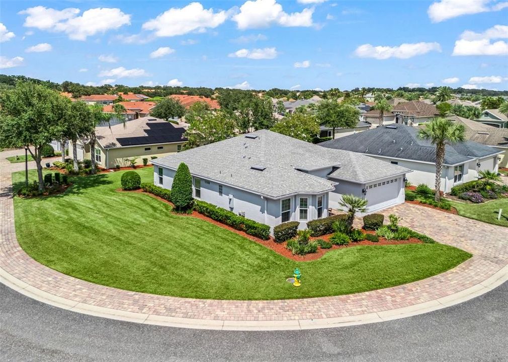 For Sale: $338,900 (3 beds, 2 baths, 1619 Square Feet)