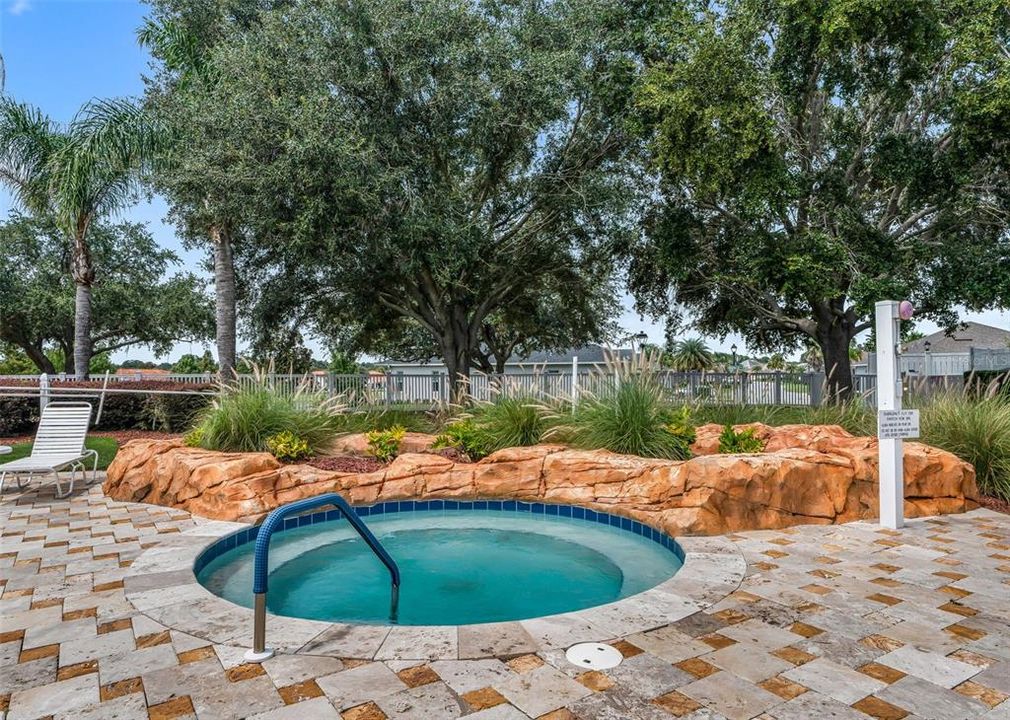 For Sale: $338,900 (3 beds, 2 baths, 1619 Square Feet)