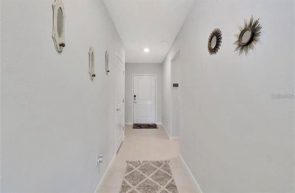 В аренду: $2,700 (4 спален, 3 ванн, 2205 Квадратных фут)