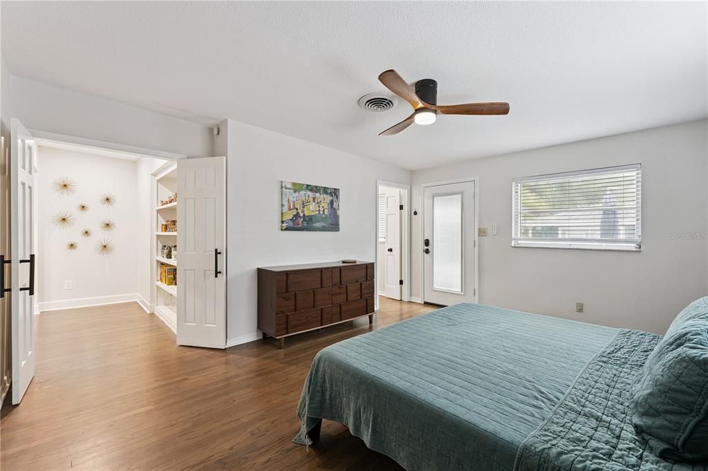 For Sale: $664,900 (3 beds, 2 baths, 2001 Square Feet)