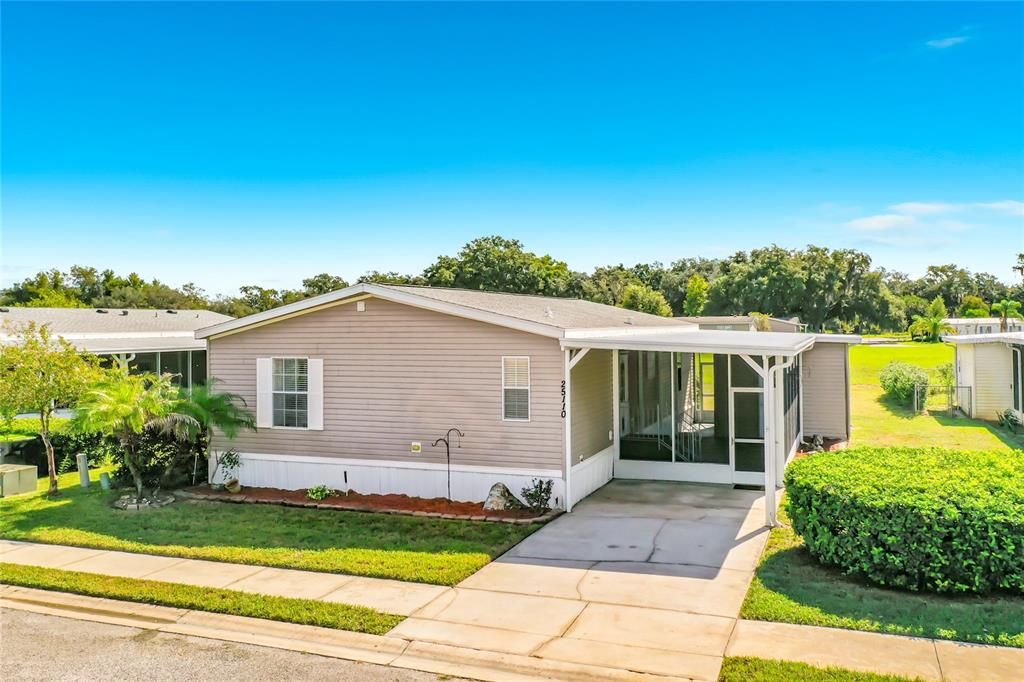 For Sale: $219,900 (3 beds, 2 baths, 1296 Square Feet)