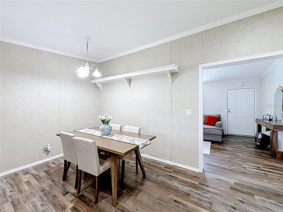 For Sale: $219,900 (3 beds, 2 baths, 1296 Square Feet)