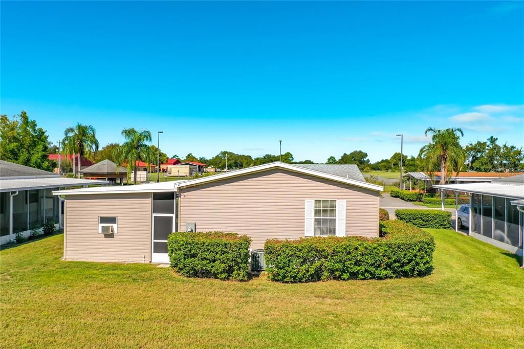 For Sale: $219,900 (3 beds, 2 baths, 1296 Square Feet)