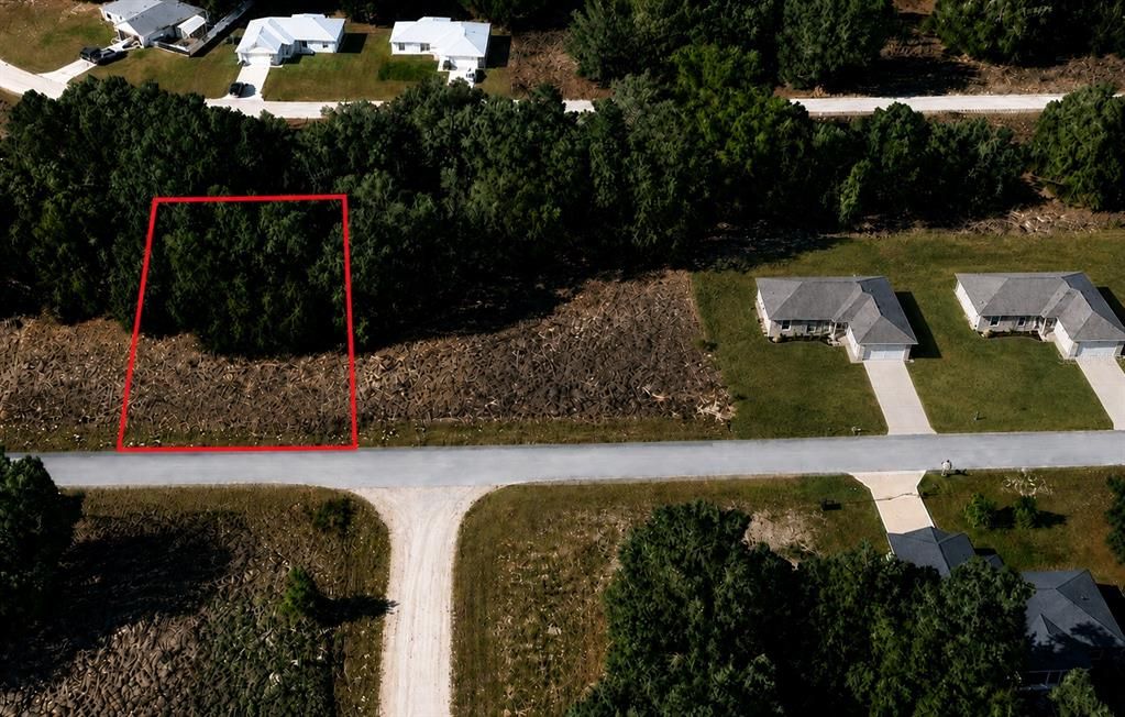 En Venta: $22,900 (0.22 acres)