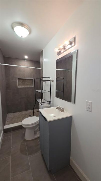 В аренду: $1,950 (3 спален, 2 ванн, 1864 Квадратных фут)