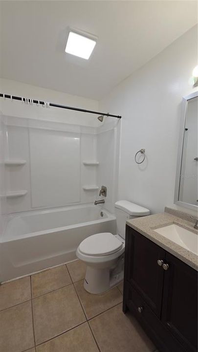 В аренду: $1,950 (3 спален, 2 ванн, 1864 Квадратных фут)