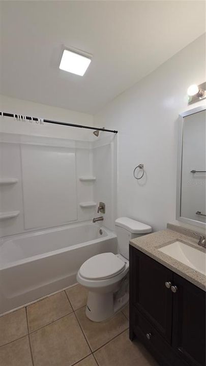 В аренду: $1,950 (3 спален, 2 ванн, 1864 Квадратных фут)