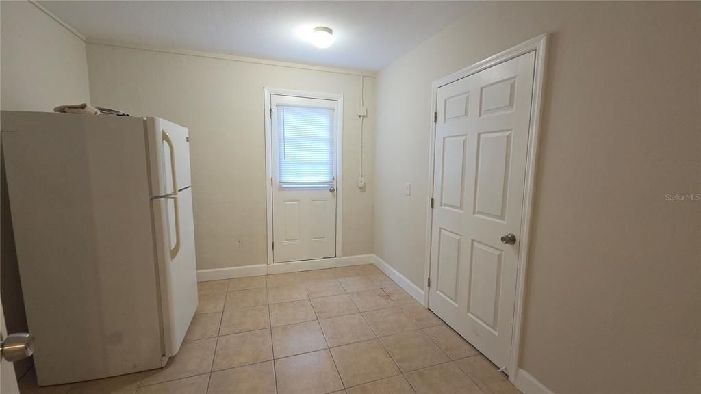 В аренду: $1,950 (3 спален, 2 ванн, 1864 Квадратных фут)