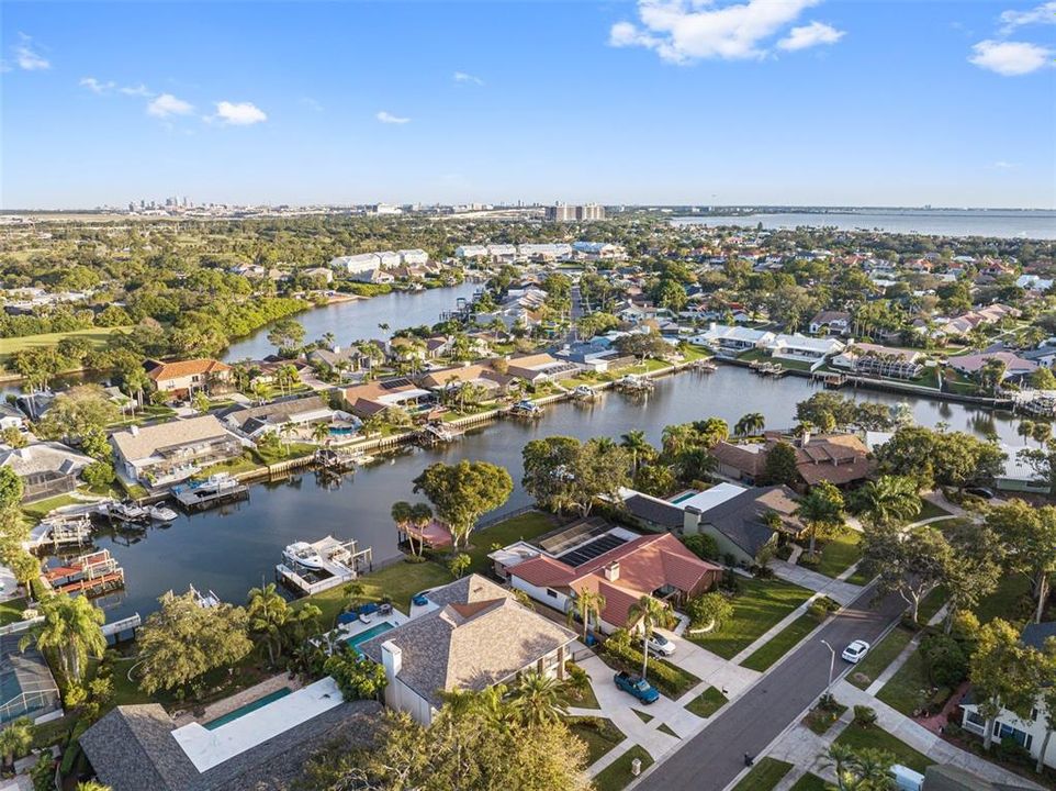 На продажу: $2,650,000 (5 спален, 4 ванн, 4234 Квадратных фут)