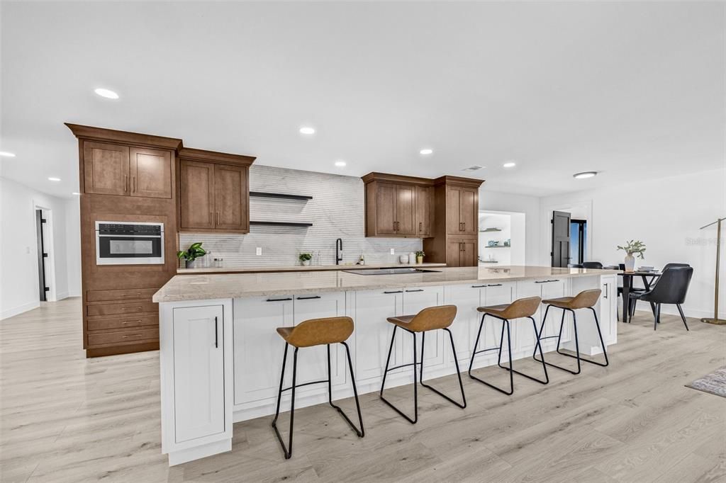 En Venta: $799,900 (3 camas, 2 baños, 1778 Pies cuadrados)