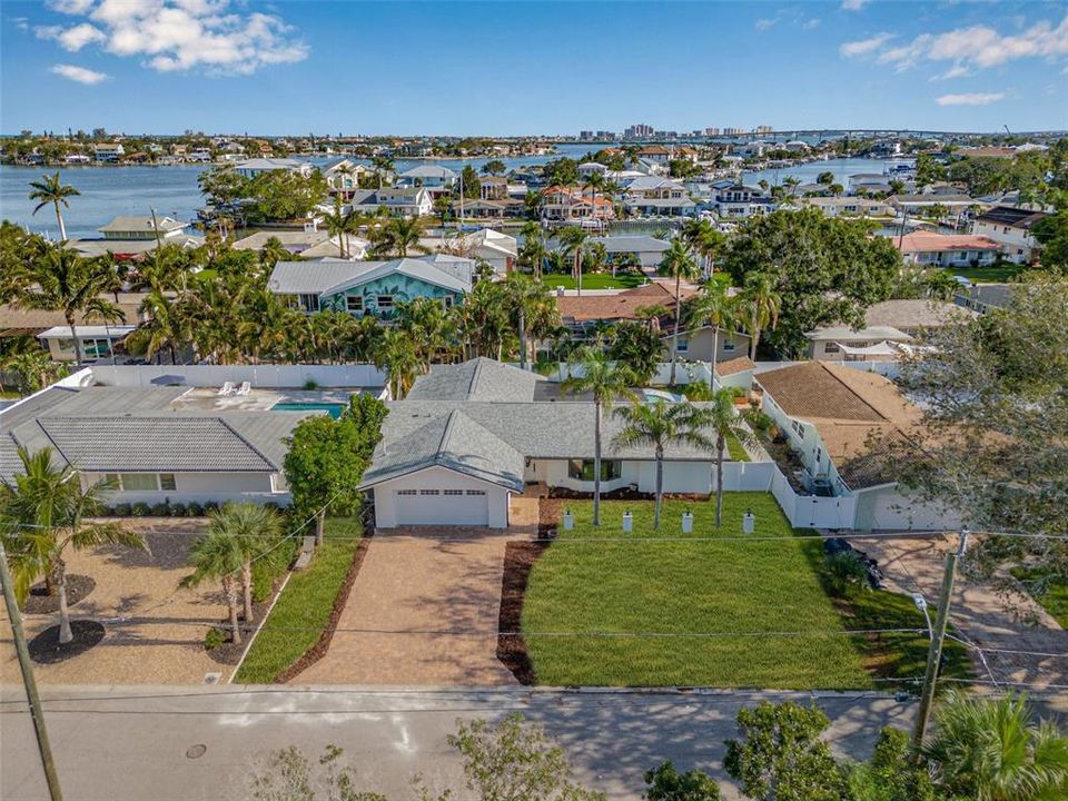 En Venta: $799,900 (3 camas, 2 baños, 1778 Pies cuadrados)