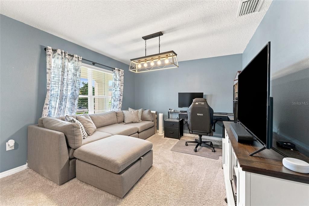 For Sale: $374,900 (5 beds, 3 baths, 2605 Square Feet)