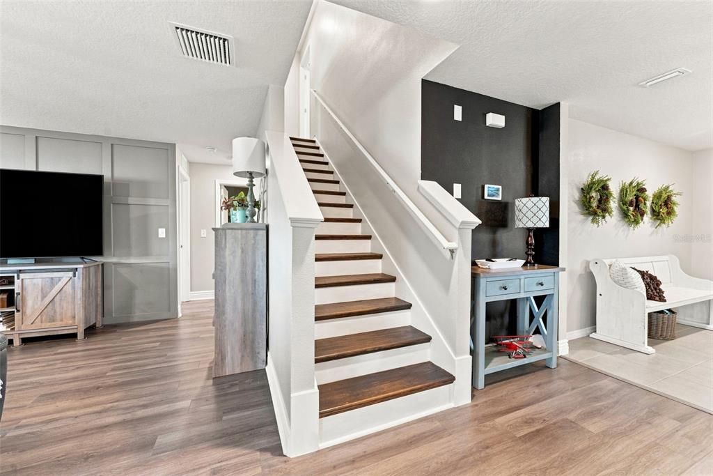 For Sale: $374,900 (5 beds, 3 baths, 2605 Square Feet)