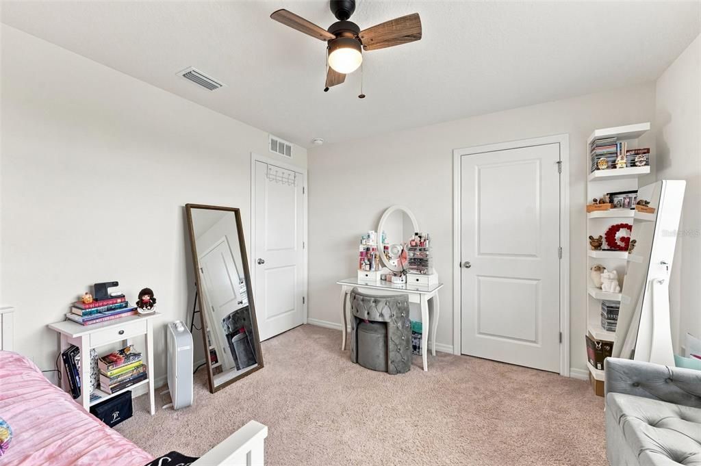 For Sale: $374,900 (5 beds, 3 baths, 2605 Square Feet)