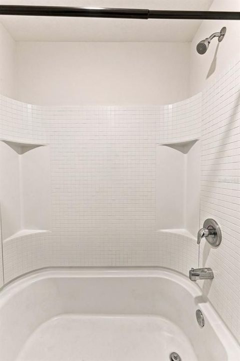 For Sale: $374,900 (5 beds, 3 baths, 2605 Square Feet)