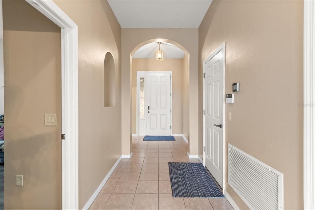 For Sale: $440,000 (3 beds, 2 baths, 1961 Square Feet)