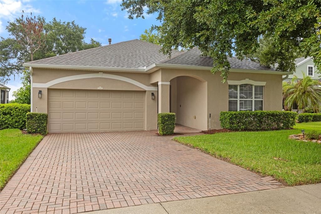 For Sale: $440,000 (3 beds, 2 baths, 1961 Square Feet)