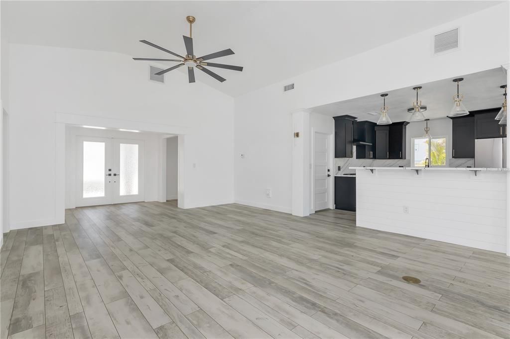 В аренду: $3,995 (2 спален, 2 ванн, 1532 Квадратных фут)