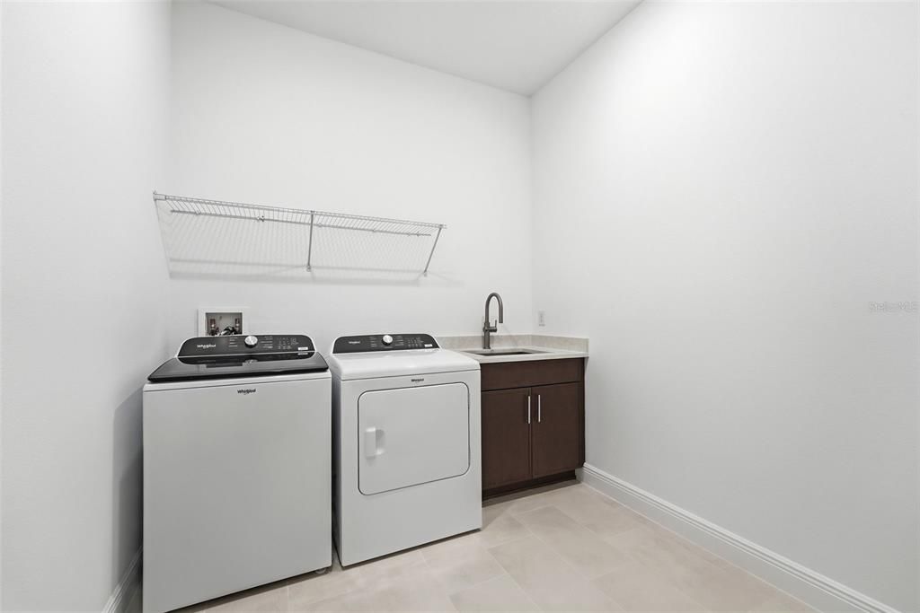 For Sale: $749,000 (4 beds, 3 baths, 2510 Square Feet)