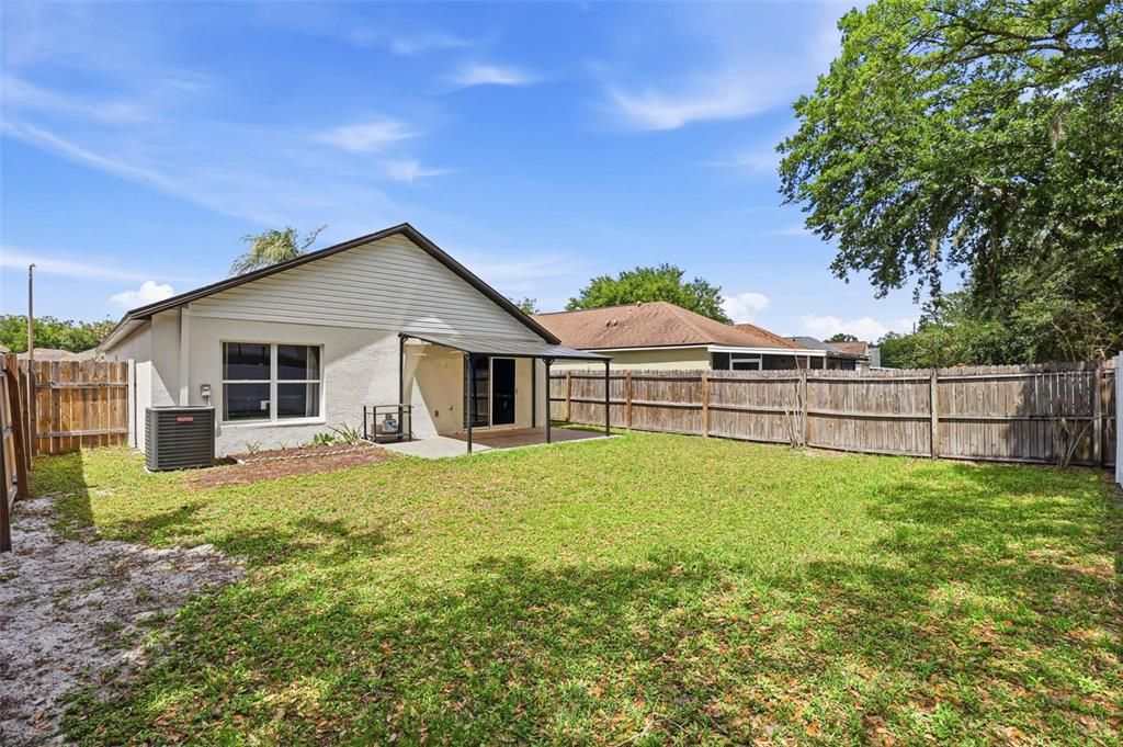 For Rent: $2,350 (3 beds, 2 baths, 1233 Square Feet)