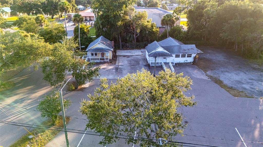 For Sale: $925,000 (1 beds, 1 baths, 1814 Square Feet)