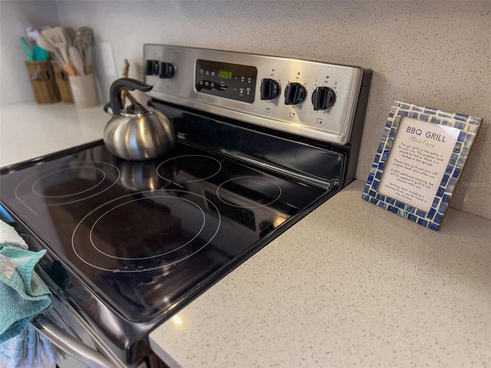 For Sale: $371,500 (3 beds, 2 baths, 1486 Square Feet)