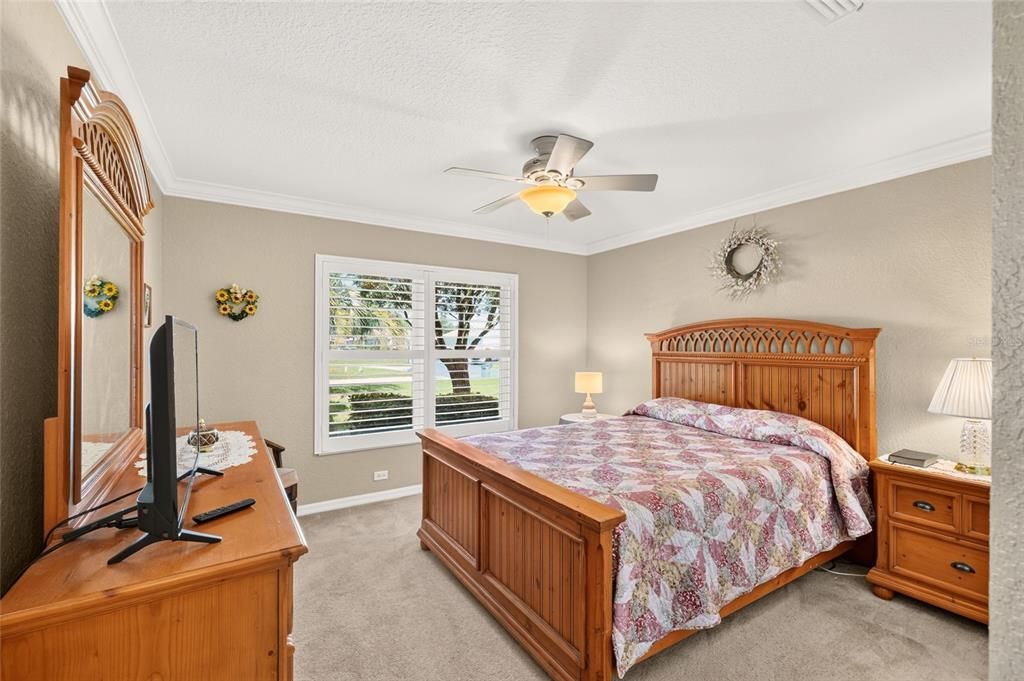 For Sale: $342,000 (3 beds, 2 baths, 1718 Square Feet)