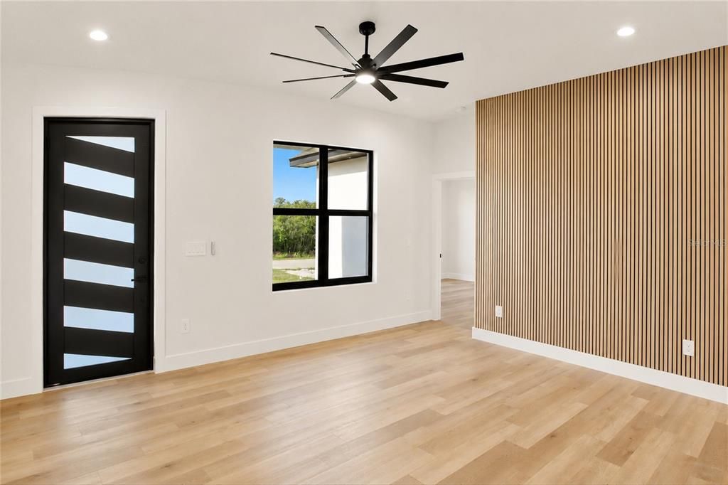 For Sale: $389,900 (4 beds, 3 baths, 1927 Square Feet)