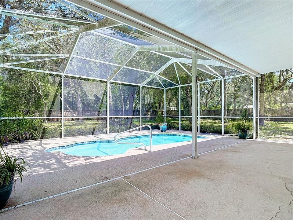 For Sale: $349,900 (4 beds, 3 baths, 2356 Square Feet)