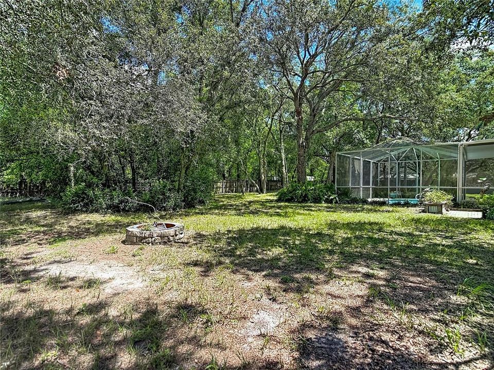 For Sale: $349,900 (4 beds, 3 baths, 2356 Square Feet)