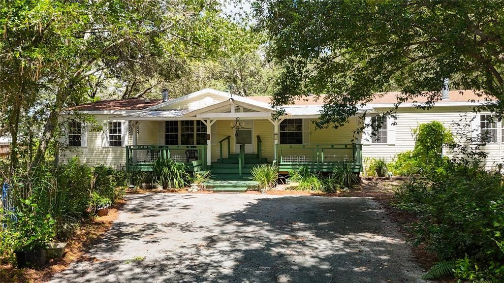 For Sale: $349,900 (4 beds, 3 baths, 2356 Square Feet)