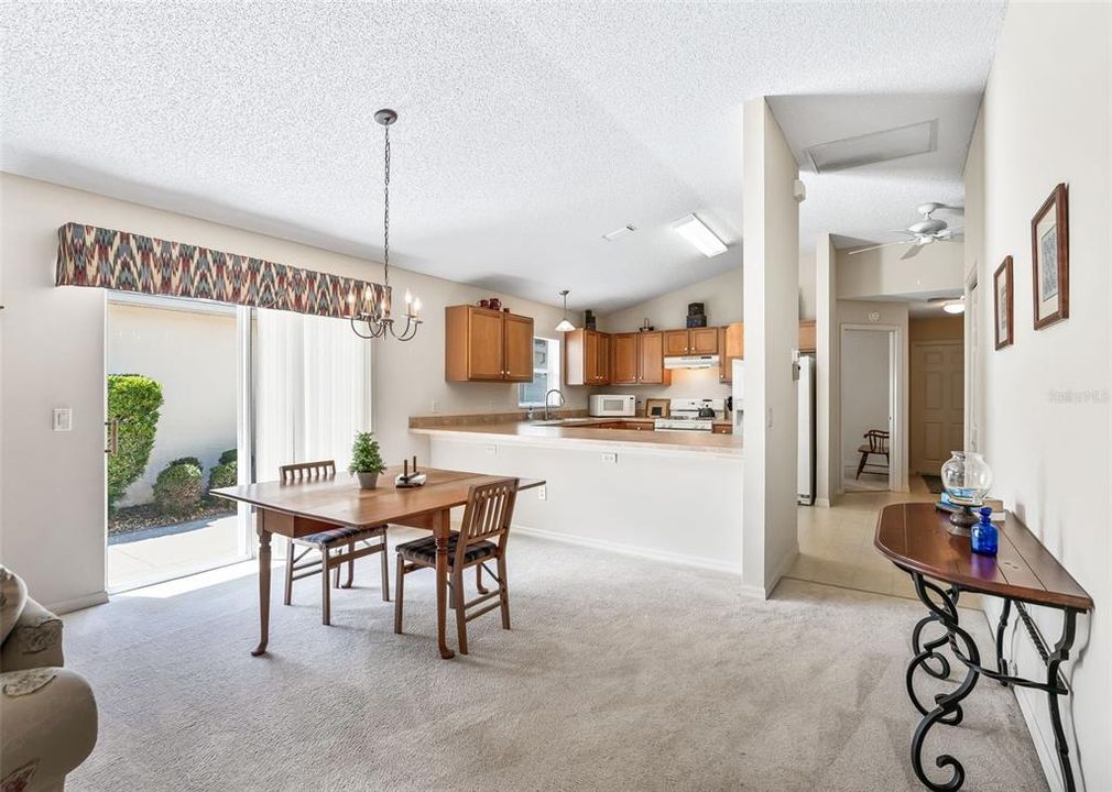 For Sale: $395,000 (3 beds, 2 baths, 1372 Square Feet)