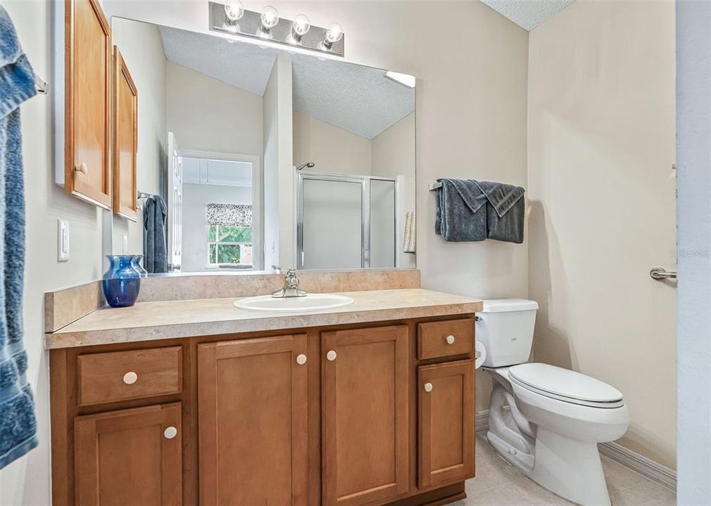 For Sale: $395,000 (3 beds, 2 baths, 1372 Square Feet)