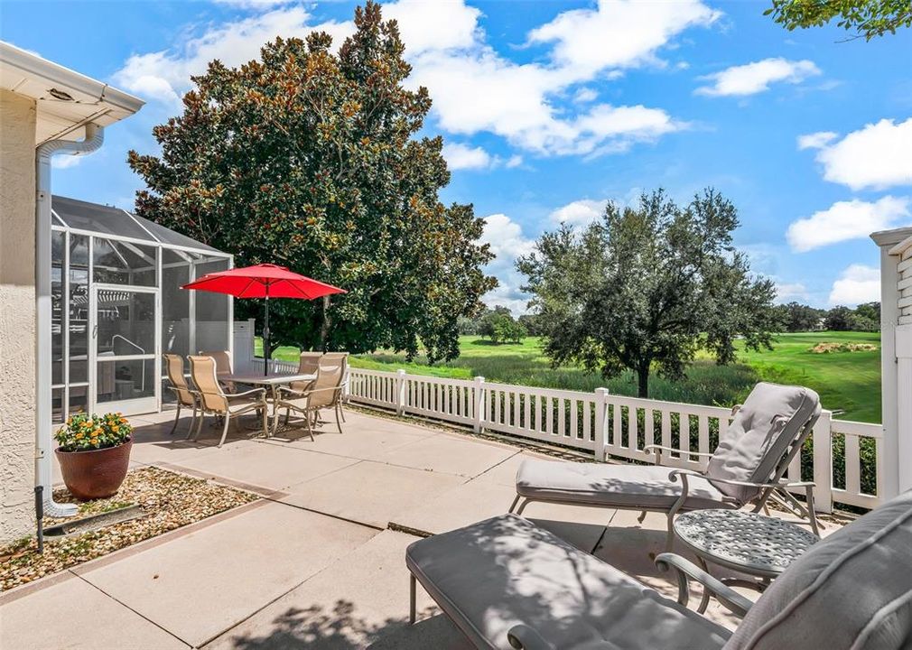 For Sale: $395,000 (3 beds, 2 baths, 1372 Square Feet)